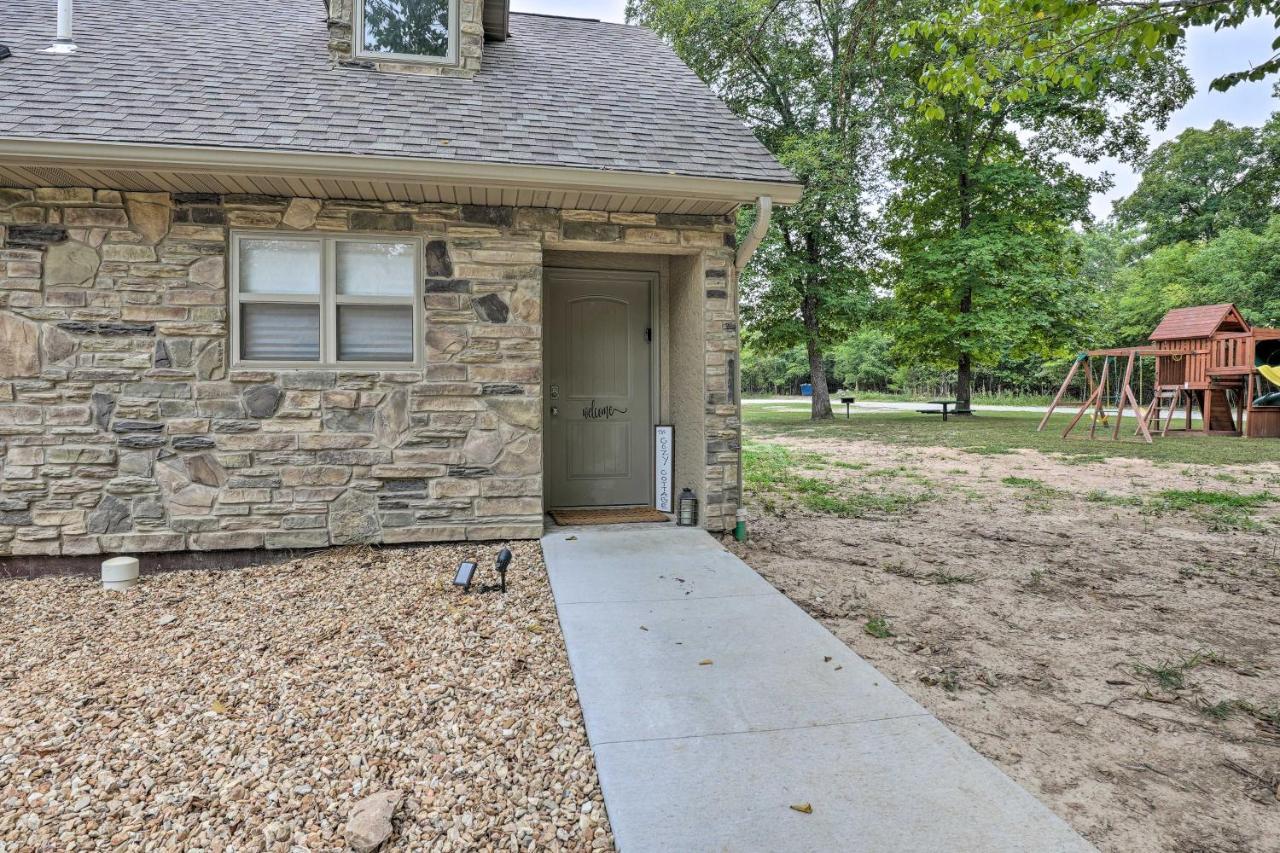 בראנסון The Cozy Cottage With Lake Taneycomo Access! מראה חיצוני תמונה