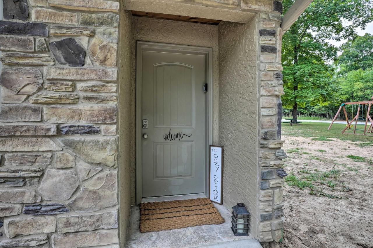 בראנסון The Cozy Cottage With Lake Taneycomo Access! מראה חיצוני תמונה